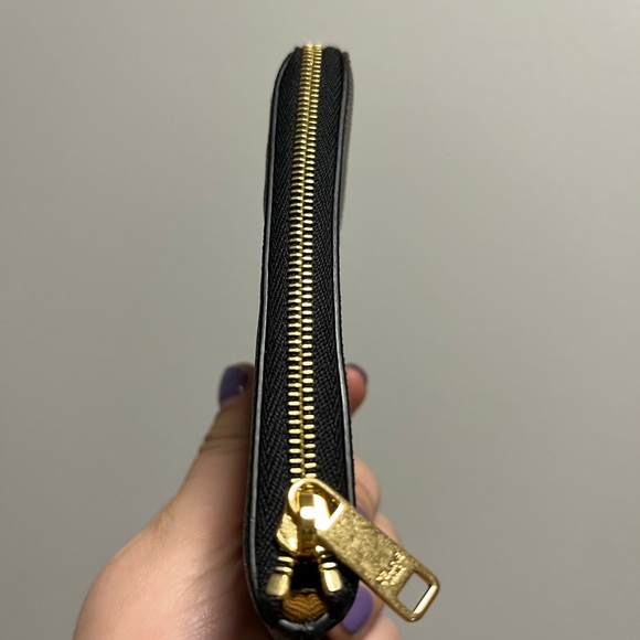 CELINE Coin & Card Pouch purse in Triomphe Canvas w Hook Brand new w tags/box - Picture 9 of 11